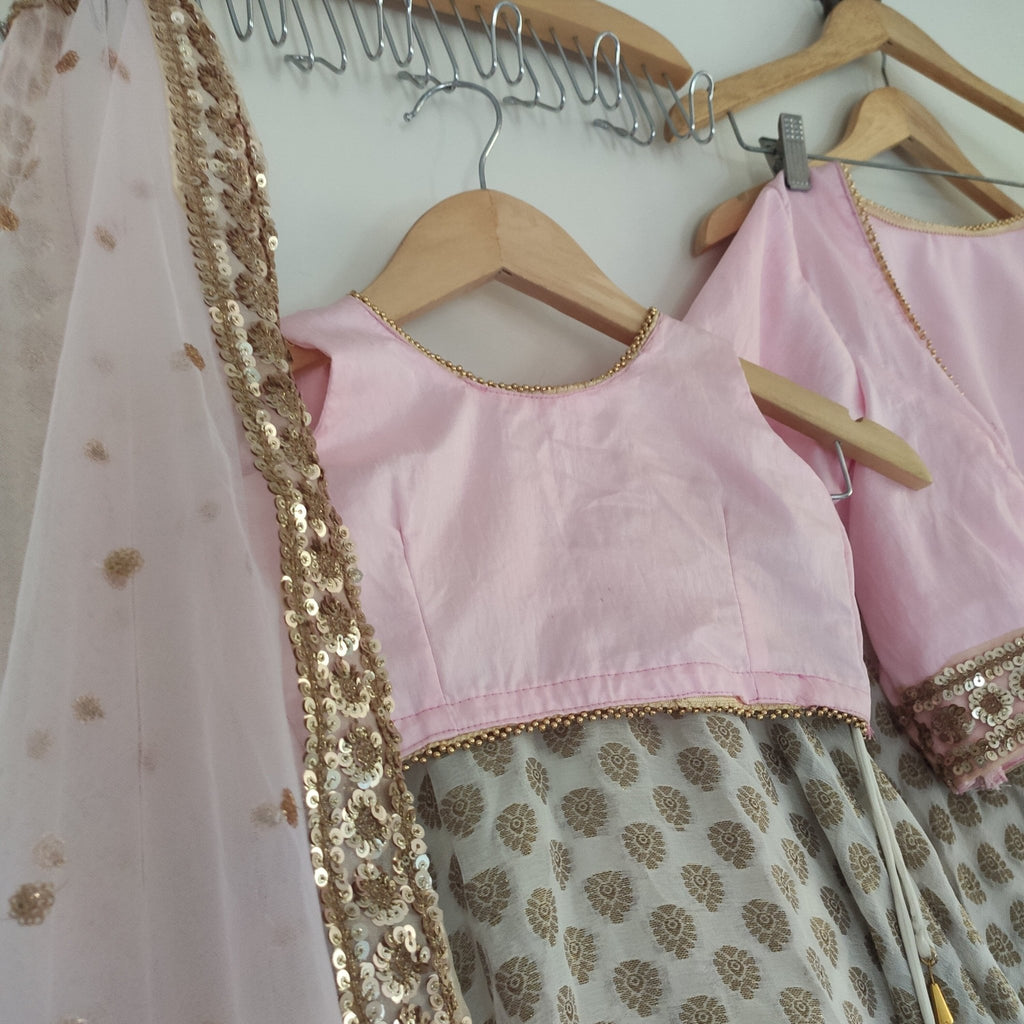 Mother Daughter Matching Combo Set PartyWear Gown||Rooprekha – rooprekha